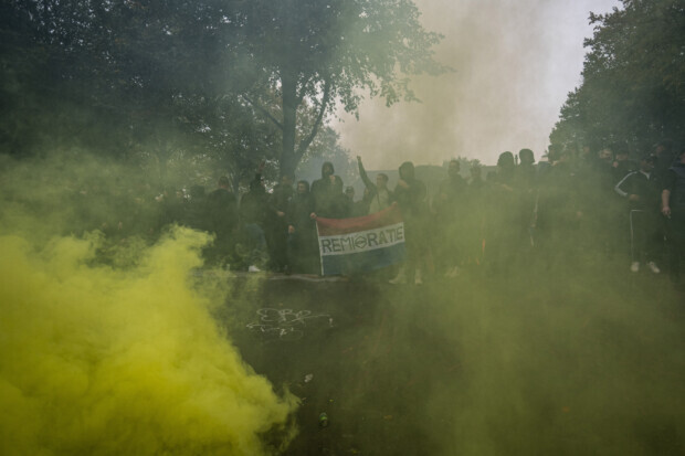 Niederlande: Protest gegen Asylpolitik eskaliert – Marokkaner fällt mit Nazi-Parolen auf