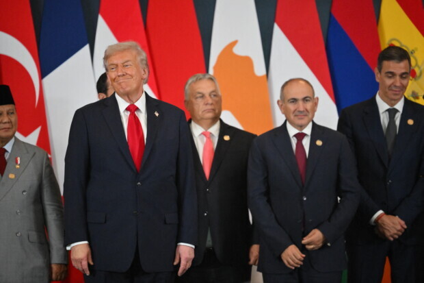 Trump trollt Freund und Feind in Sharm el-Sheikh und treibt seine Agenda voran