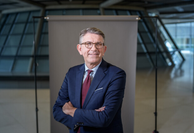 Urheberrechtsskandal: Druck auf Weimer wächst