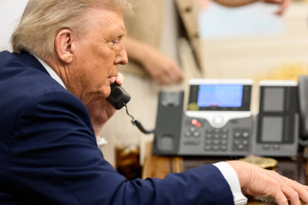 Trump plant nach Telefonat mit Putin ein Treffen in Budapest