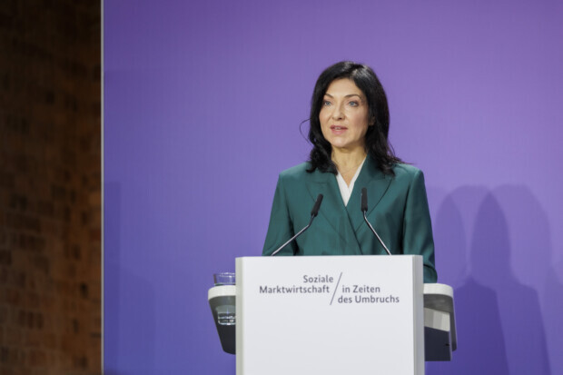 Wirtschaftsministerin phantasiert vom freien Markt