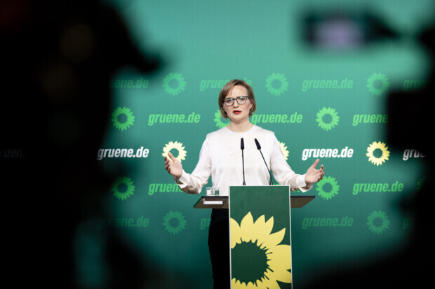 Talente für den Spannungsfall: Stricken gegen Putin