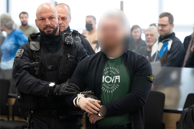 Wie die Antifa linke Gewalt bejubelt und Journalisten mitmachen