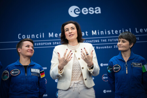 Dorothee Bär will auf den Mond