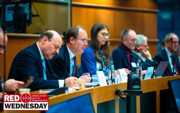 EU-Parlament thematisiert Christenfeindlichkeit