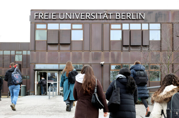 An Berliner Uni: Antifa bietet Kurse für Diebstahl und Sachbeschädigung an