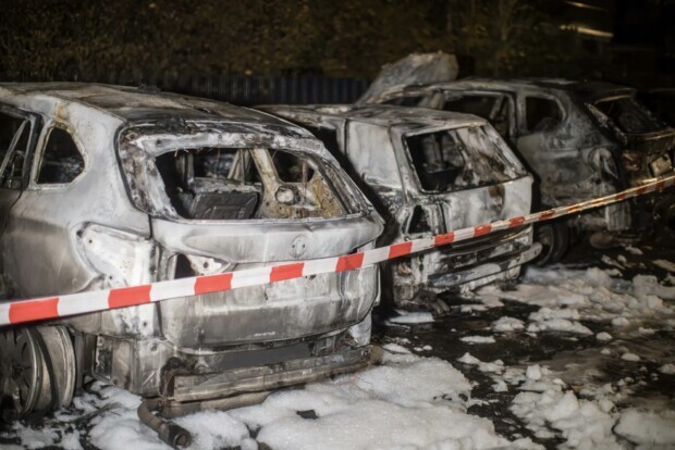 Krieg der Antifa gegen AfD: fünf abgebrannte Autos in einem Jahr