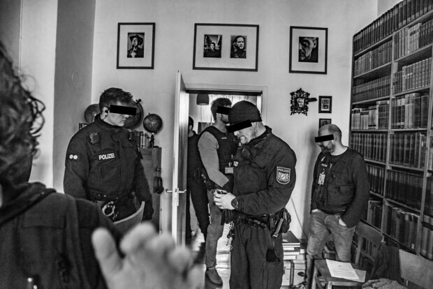 Die stillen Freuden einer Hausdurchsuchung