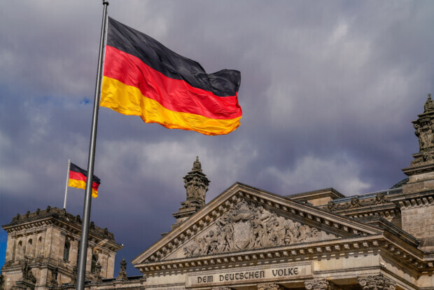 Deutschland tanzt auf den Vulkanen