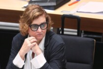 Berlin fördert Anleitung zur Begehung von Straftaten