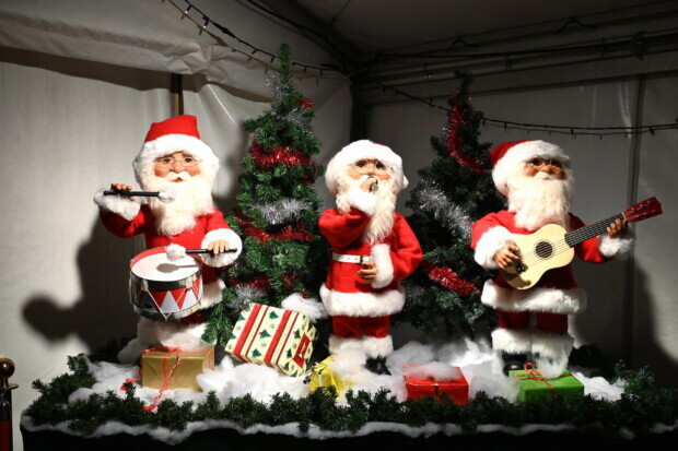 Von wegen „Stille Nacht“: Ohrstöpsel für Santa Claus