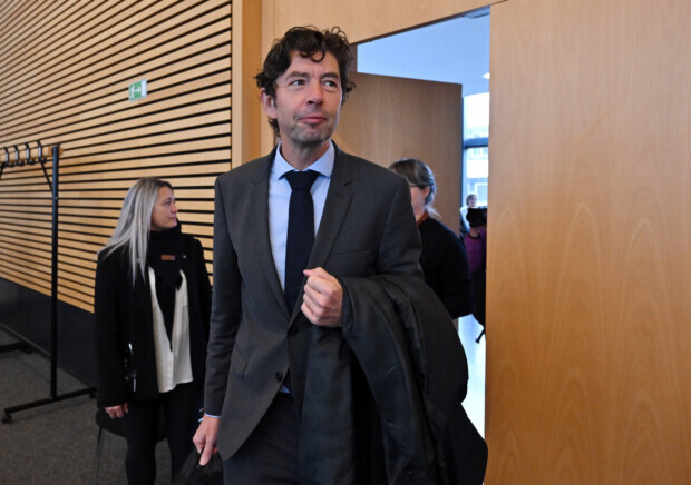 Vom „Chuck Norris der Wissenschaft“ zum verwirrten Verstecker geschrumpft