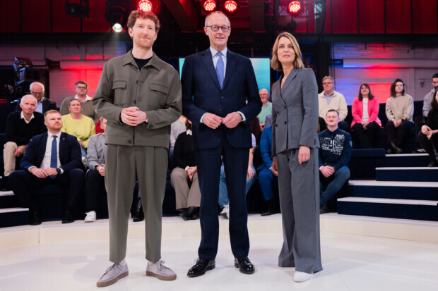 Bauer schlägt Kanzler – ARD geht mit Propaganda baden