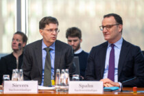 Sag mir, wo sind sie geblieben, die Milliarden für Masken, die niemand brauchte