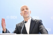 Die Wirtschaft ist im freien Fall – leider auch intellektuell