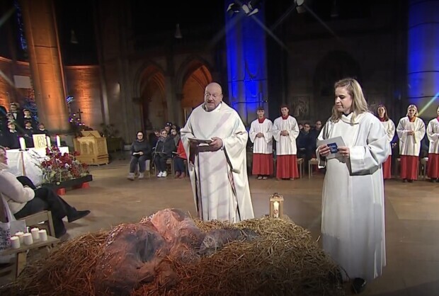 Geistiger Vandalismus: Verunstaltung des Weihnachtsfests