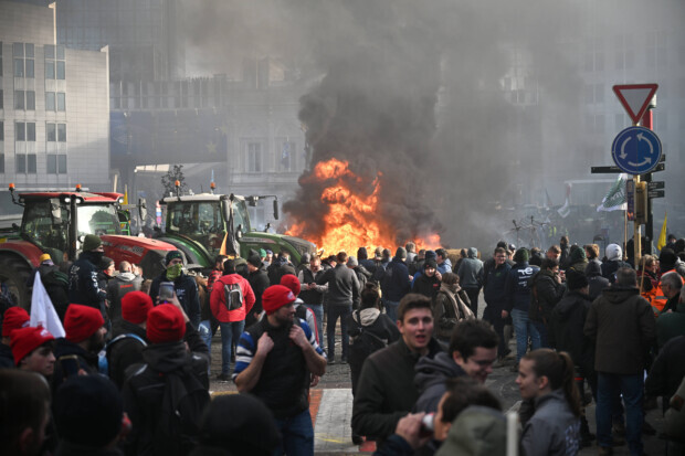 Brüssel treibt die Landwirte auf die Straße