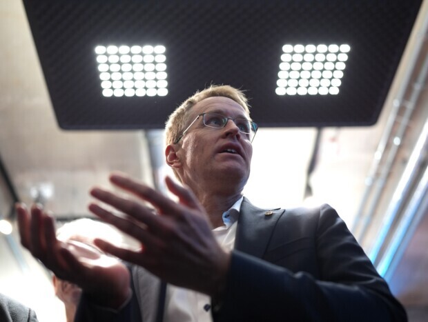 Wer spricht da eigentlich? Daniel Günther, die CDU und die Staatskanzlei