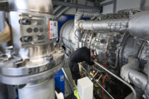 Nach der Zerstörung von Kohle- und Kernkraftwerken garantiert der Staat steigende Strompreise