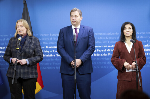 Frau Reiche stellt den Jahreswirtschaftsbericht der SPD vor