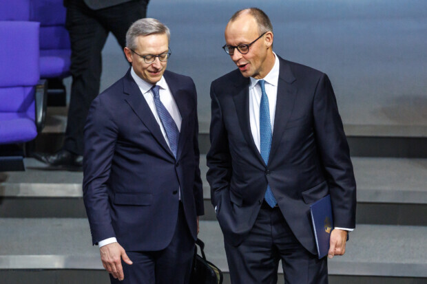 Razzia in der Redaktion: Wie die Bundesregierung das Politische aus dem Netz vertreiben will