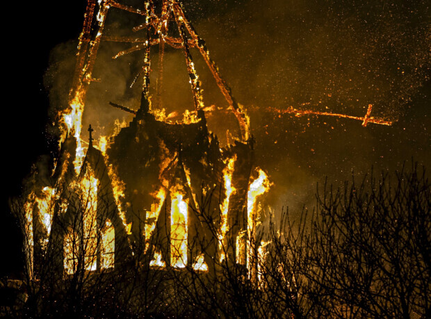 Immer wieder brennen Kirchen in Europa