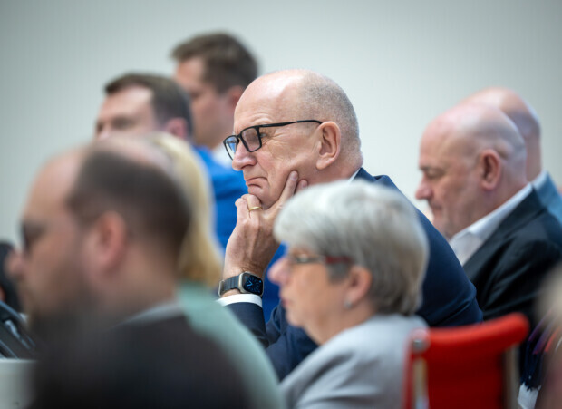 Brandenburg: Koalition geplatzt – SPD und CDU blockieren Neuwahl und halten Woidke im Amt