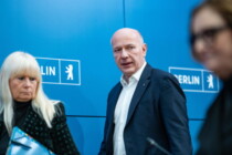 Der freiwillige Untergang: Wie Politik und Linksextremisten Deutschland von innen schwächen