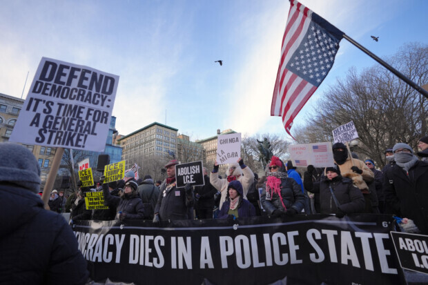Proteste gegen US-Bundesbehörden: Erneut tödlicher Schuss bei ICE-Einsatz in Minnesota