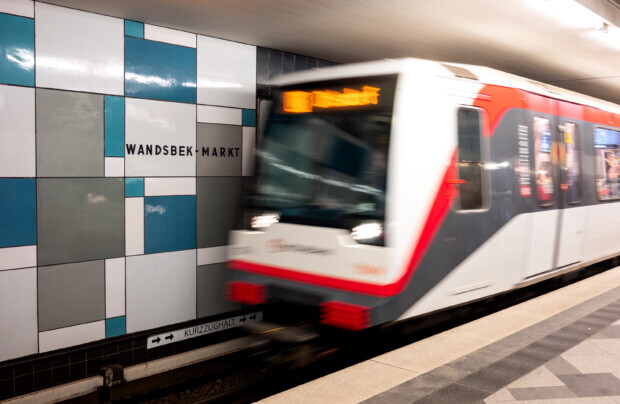 Hamburg: Südsudanese reißt 18-Jährige mit sich in den Tod