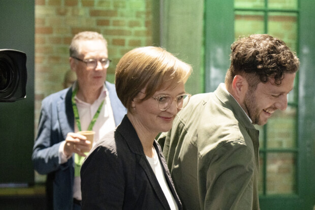 „Nicht happy“ über den „Dammbruch“ – die Grünen entlarven sich auf allen Ebenen