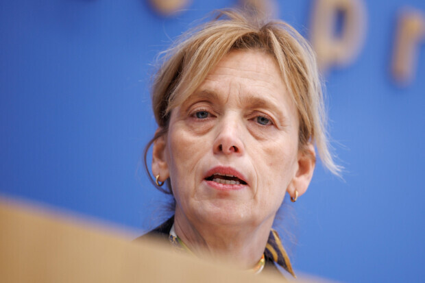 „Unsere Demokratie leben!“ und die CDU zur SED machen