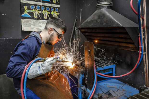 „Niedersachsenmetall“-Umfrage: Azubis mangelt es an Wissen, Können und Motivation