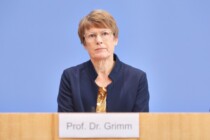 Grimm gegen Symbolpolitik beim Kündigungsschutz