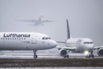 Chaos in München: 500 Passagiere über Nacht in Jets gefangen