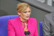 Julia Klöckner will das ARD, ZDF und Co. „effizienter“ werden