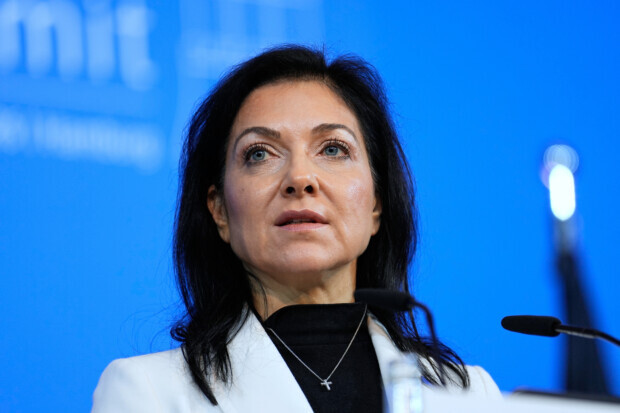 Katherina Reiche will bei Windkraft bremsen: Neue Regeln bei Netzengpässen geplant