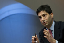 Überraschende Fed-Nominierung: Absturz von Gold und Silber