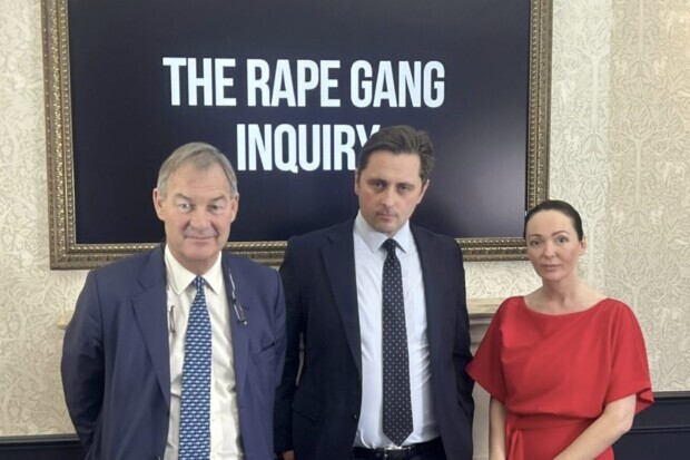 UK: Aufklärung zu Grooming Gangs – Wenn der Staat kneift, übernehmen Bürger und Restore UK