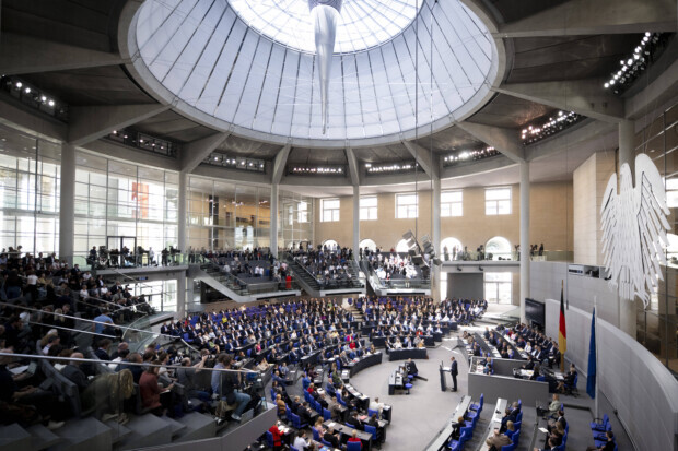 500 Euro mehr für alle Bundestagsabgeordneten