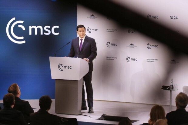 Die Rede von Marco Rubio auf der Münchner Sicherheitskonferenz im Original und Übersetzung