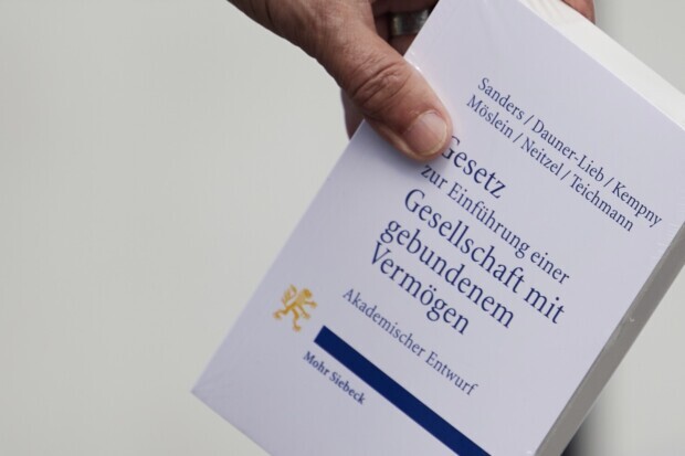 Gesellschaft mit gebundenem Vermögen: Eine Idee aus der Parallelwelt linker Bürokraten