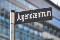 Schon wieder in einem Jugendzentrum: Migranten sollen Mädchen vergewaltigt haben