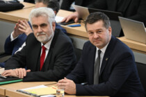 Die linke Volksfront in Magdeburg steht