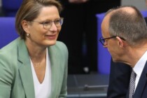 Im Schatten des Ulmen/Fernandes-Plots baut der Staat neue Zugriffsrechte aus