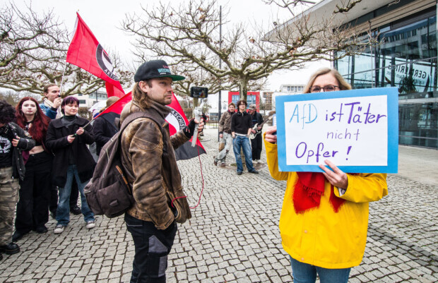 Aggression gegen AfD-Politiker: Ungenierte Täter-Opfer-Umkehr