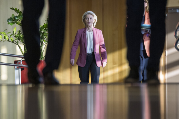 EU-Regierungen schieben von der Leyens Ukraine-Strategie Riegel vor