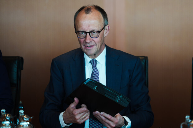 Der Blitz schlägt ein im Haus des Selbstbetrugs