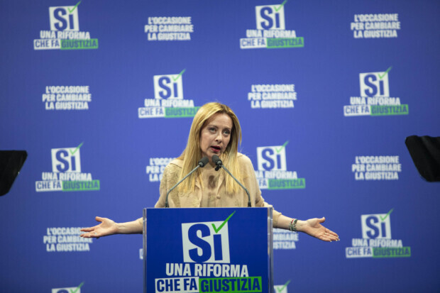 Das Nein zur Justizreform: Melonis Dämpfer und die stille Warnung