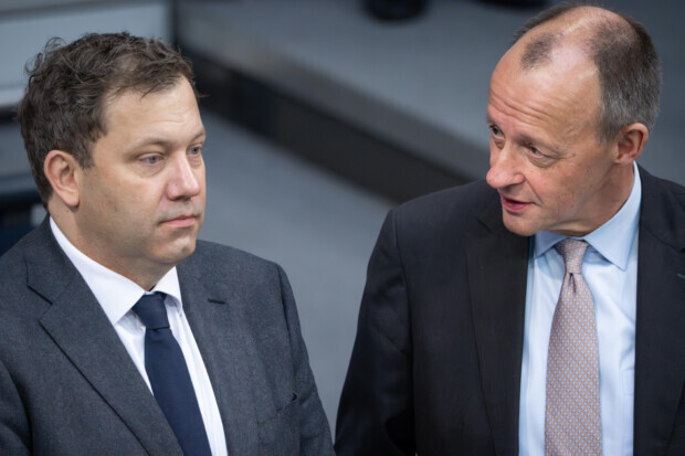 Friedrich Merz und seine Steuer-Junkies